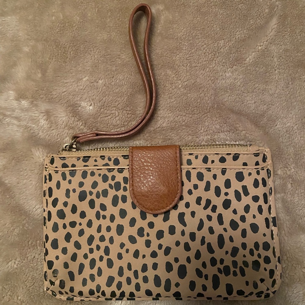 Universal Thread wallet